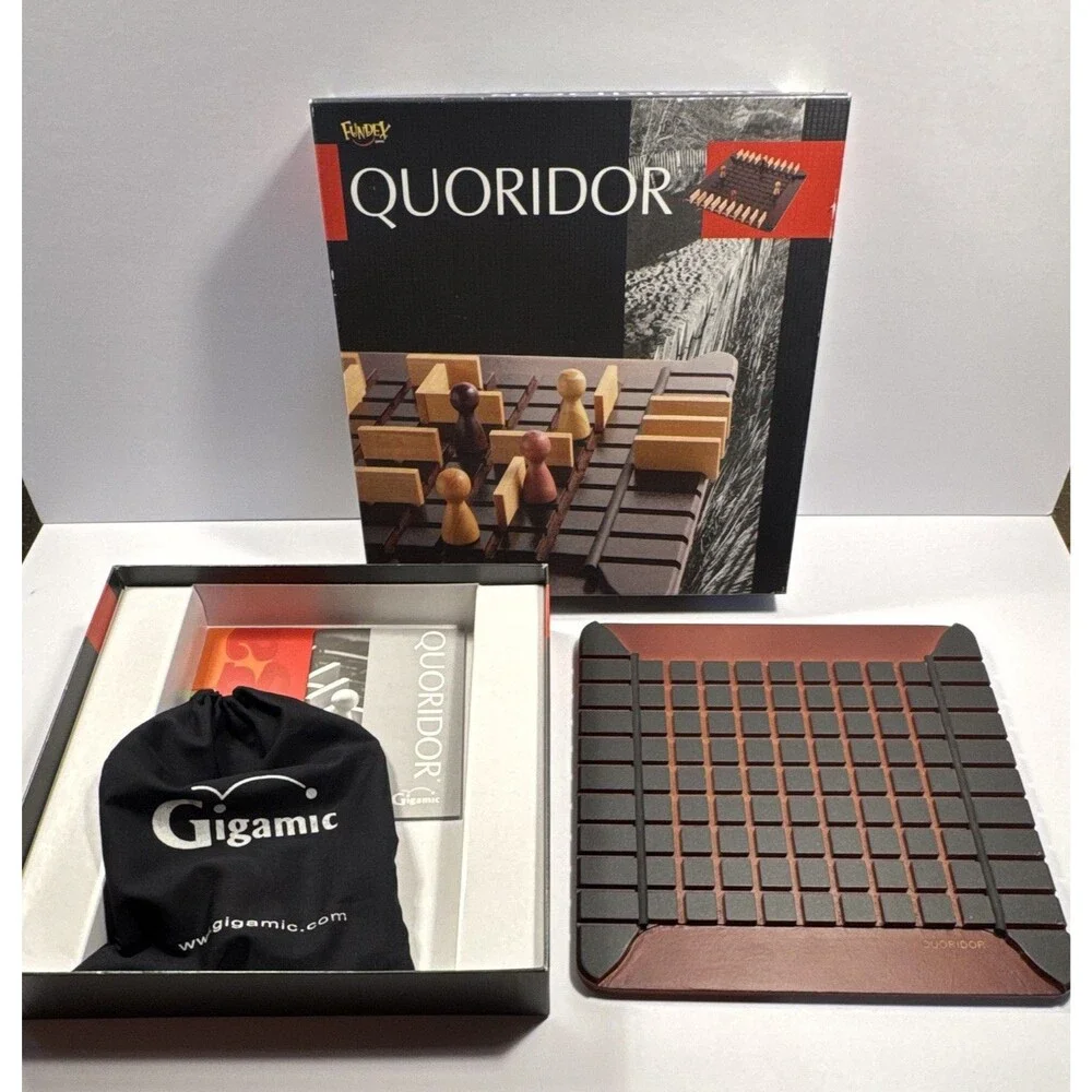 Gigamic Quoridor Strategy Board Game Complete Game, 2 Players, Ages 8+